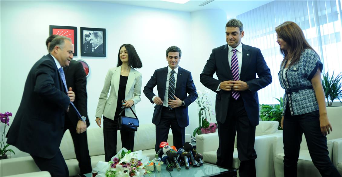 CHP'DE BAYRAMLASMA
