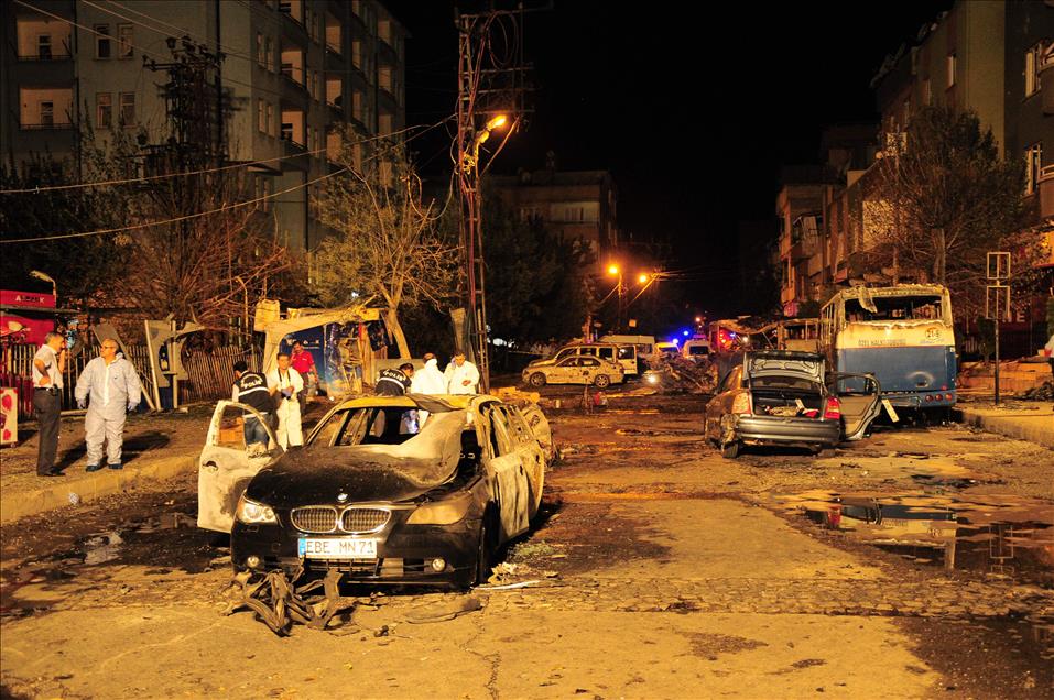 GAZIANTEP'TE POLIS MERKEZI YAKININDA PATLAMA