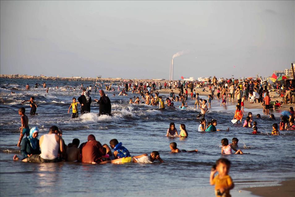 GAZZE'DE SICAK HAVA