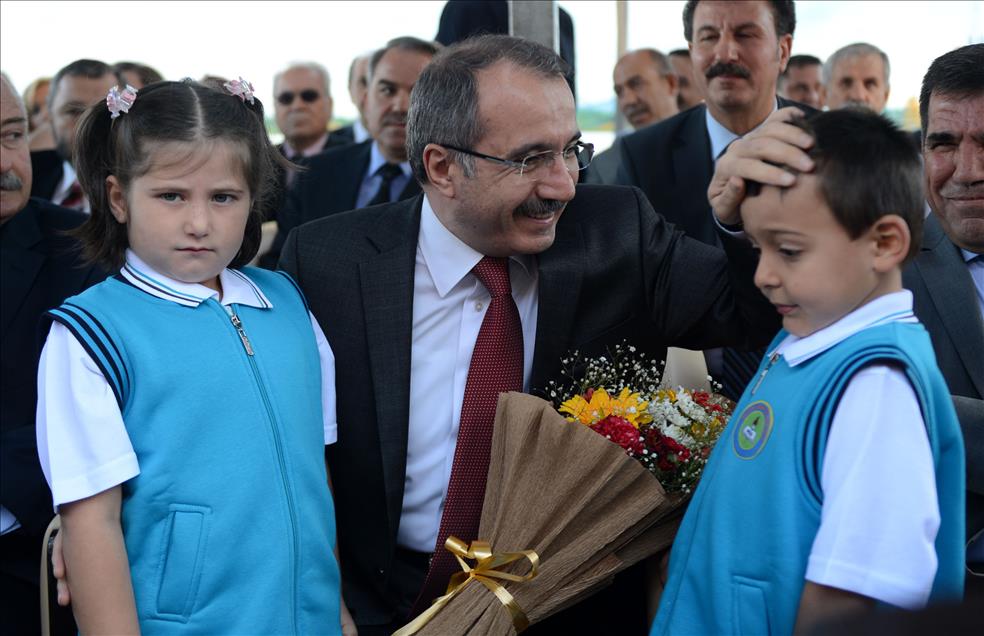 MILLI EGITIM BAKANI DINCER