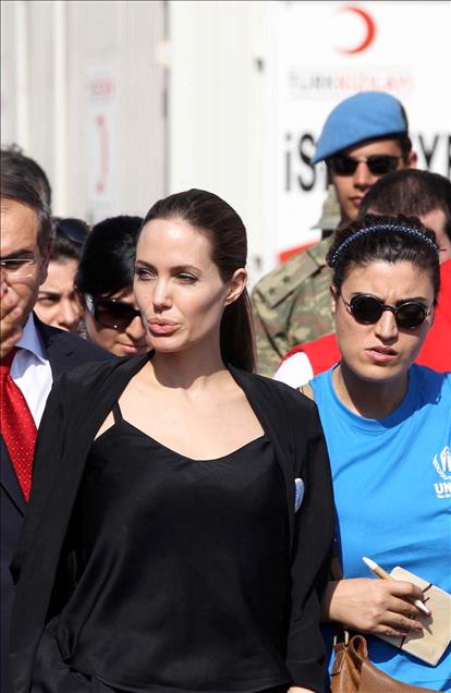 BM OZEL TEMSILCISI UNLU AKTRIS ANGELINA JOLIE, ISLAHIYE'DE