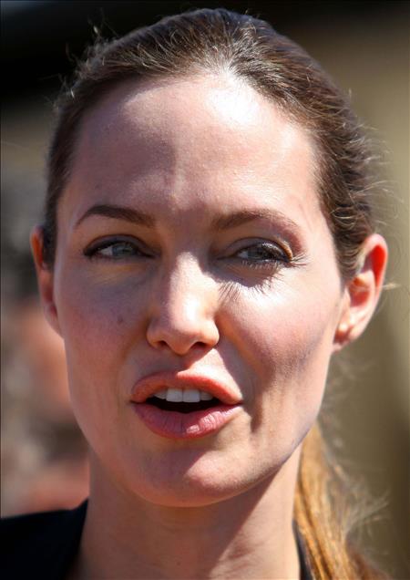 BM OZEL TEMSILCISI ANGELINA JOLIE GAZIANTEP'E GELDI   16