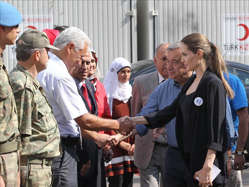 BM OZEL TEMSILCISI UNLU AKTRIS ANGELINA JOLIE, ISLAHIYE'DE