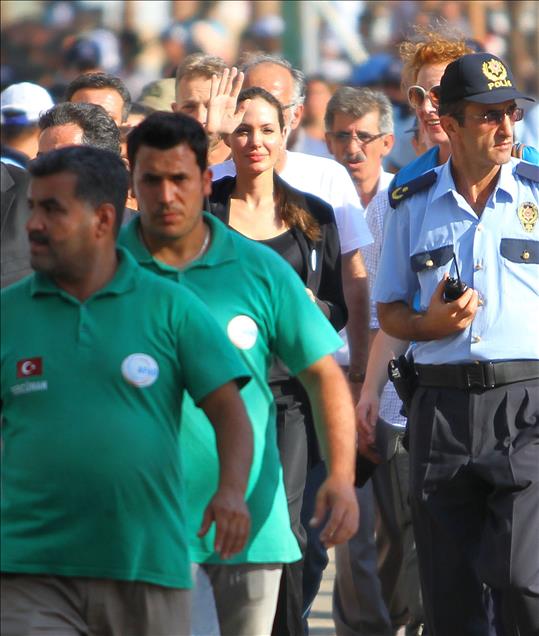 BM OZEL TEMSILCISI ANGELINA JOLIE ISLAHIYE'DE