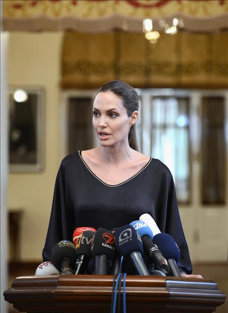 BMMYK OZEL TEMSILCISI ANGELINA JOLIE