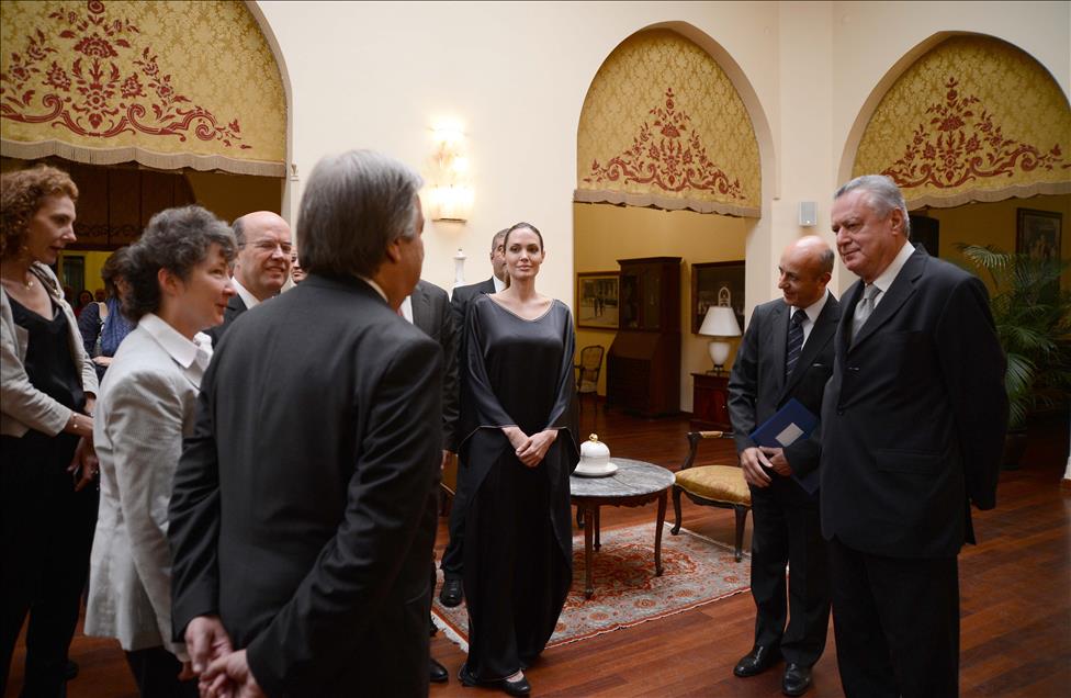 BMMYK OZEL TEMSILCISI ANGELINA JOLIE