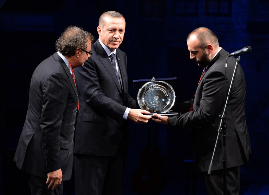 BASBAKAN ERDOGAN'A "ISA BEY ISHAKOVIC" ODULU