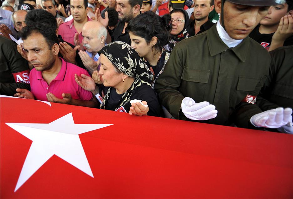 SEHITLERIMIZI UGURLUYORUZ