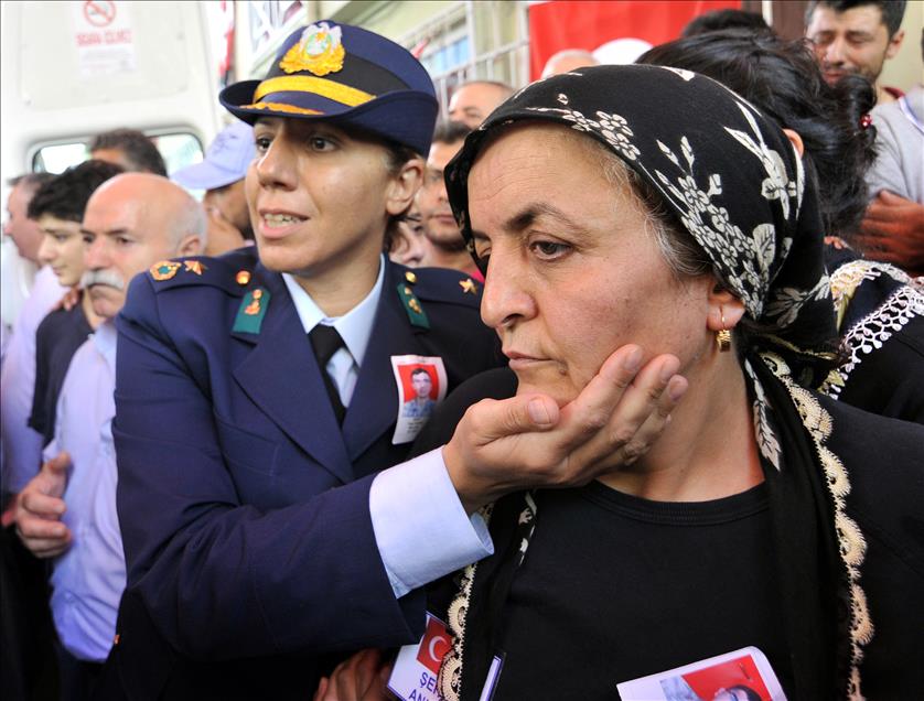 SEHITLERIMIZI UGURLUYORUZ