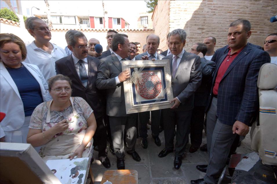 BASBAKAN YARDIMCISI ARINC ADANA'DA