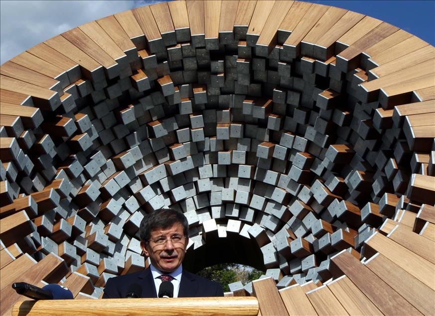 DISISLERI BAKANI AHMET DAVUTOGLU