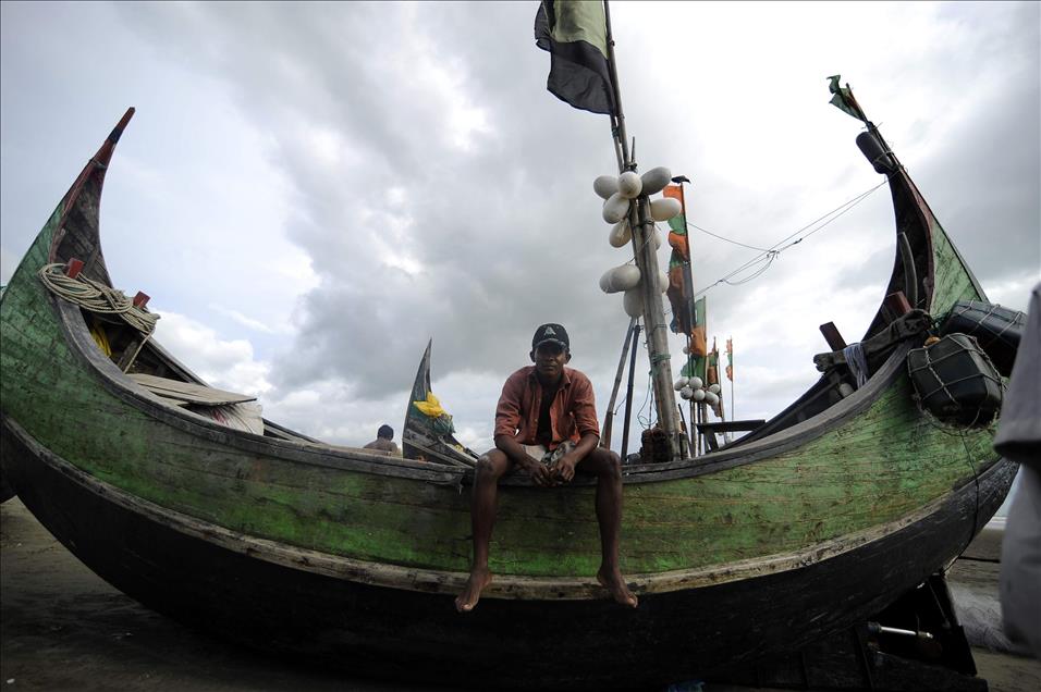 COX'S BAZAR'LILARIN BUYUK BIR BOLUMUNUN GECIM KAYNAGI BALIKCILIK