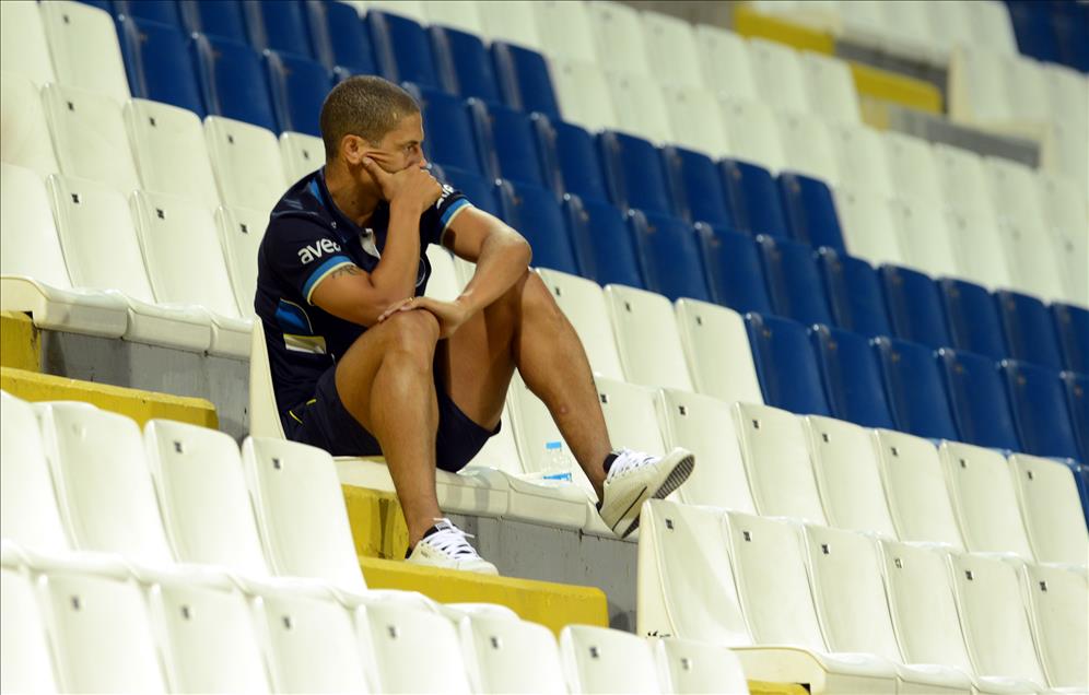 FENERBAHCELI FUTBOLCU ALEX DE SOUZA