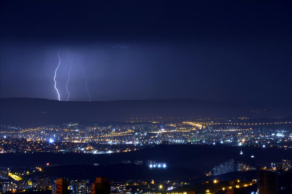 BASKENT'TE SIMSEKLI GECE