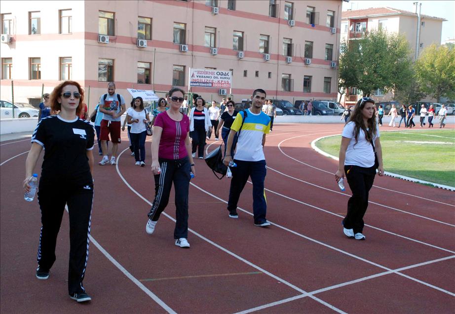 ''ABE HAREKET EDIN BE YA''