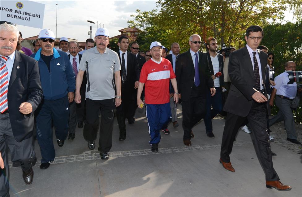 3 EKIM DUNYA YURUYUS GUNU