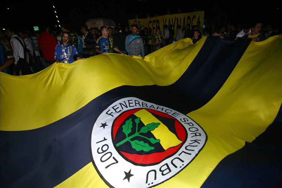 FENERBAHCELILER ALEX'E VEDA ETTI