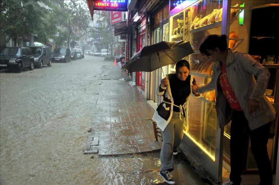 TEKIRDAG'DA SAGANAK