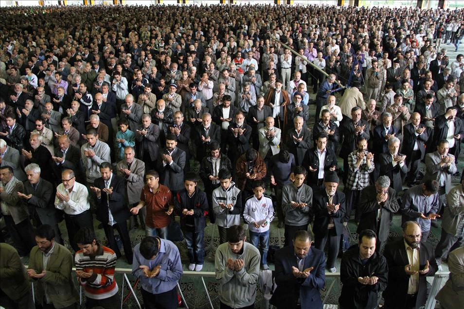 IRAN'DA KURBAN BAYRAMI KUTLANIYOR