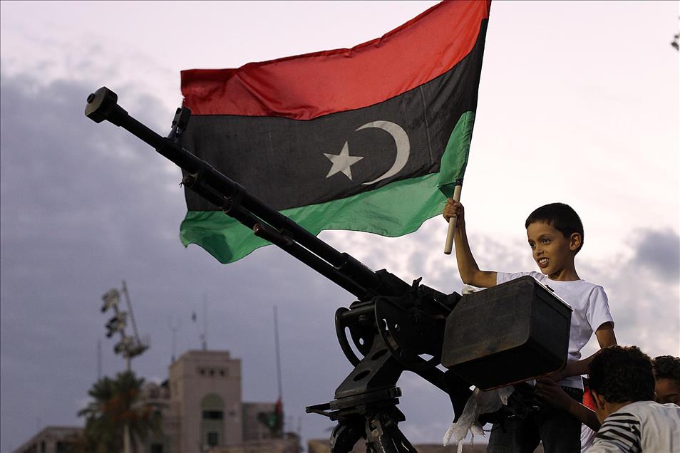 SEHITLER MEYDANI'NDA SURIYE VE YEMEN'E DESTEK MITINGI