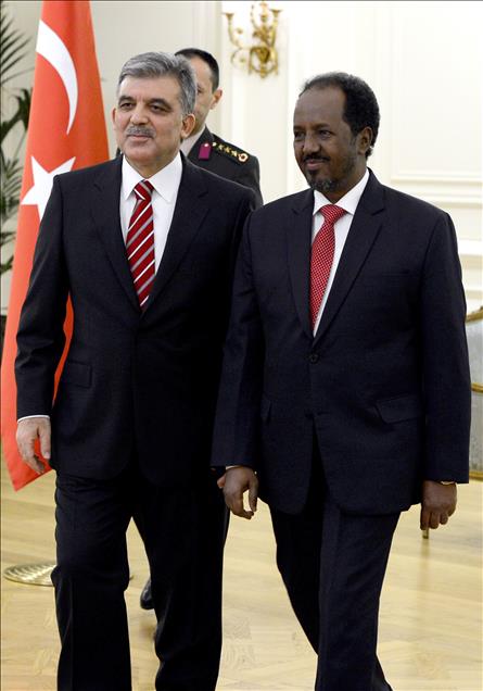 GUL'DEN SOMALI CUMHURBASKANI MAHMUD ONURUNA AKSAM YEMEGI