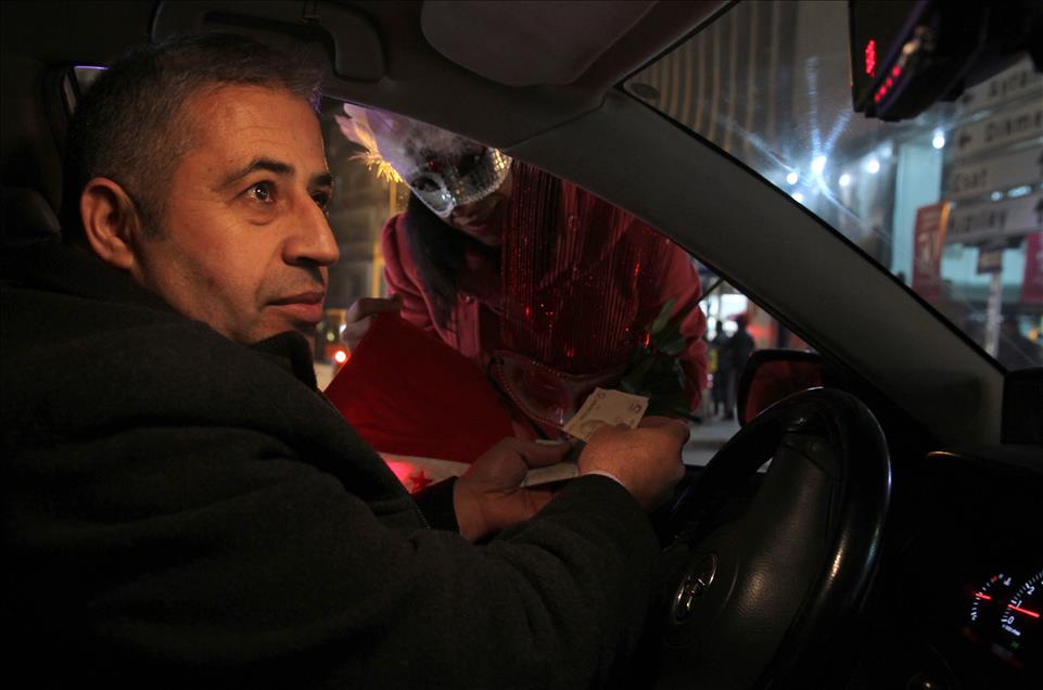 YENI YILA CALISARAK GIRDILER