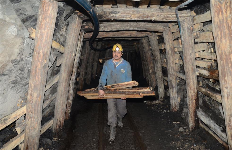 YENI YILA CALISARAK GIRDILER 29