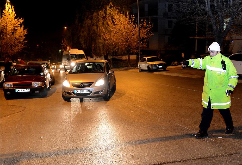 YENI YILA CALISARAK GIRDILER