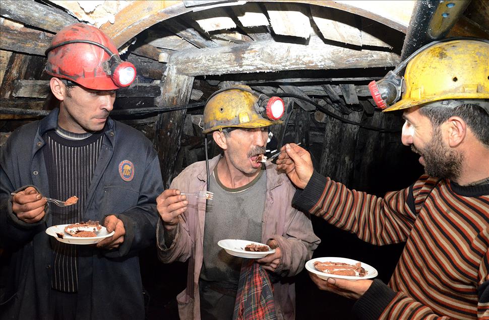 YENI YILA CALISARAK GIRDILER 31