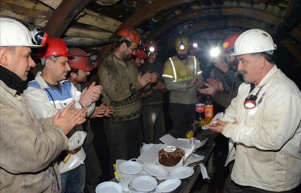 YENI YILA CALISARAK GIRDILER 30