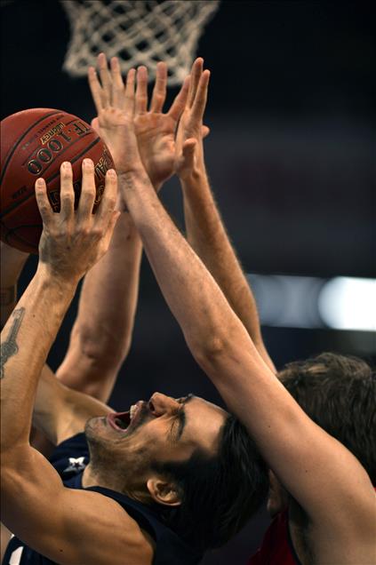 ANADOLU EFES -  CAJA LABORAL MACI