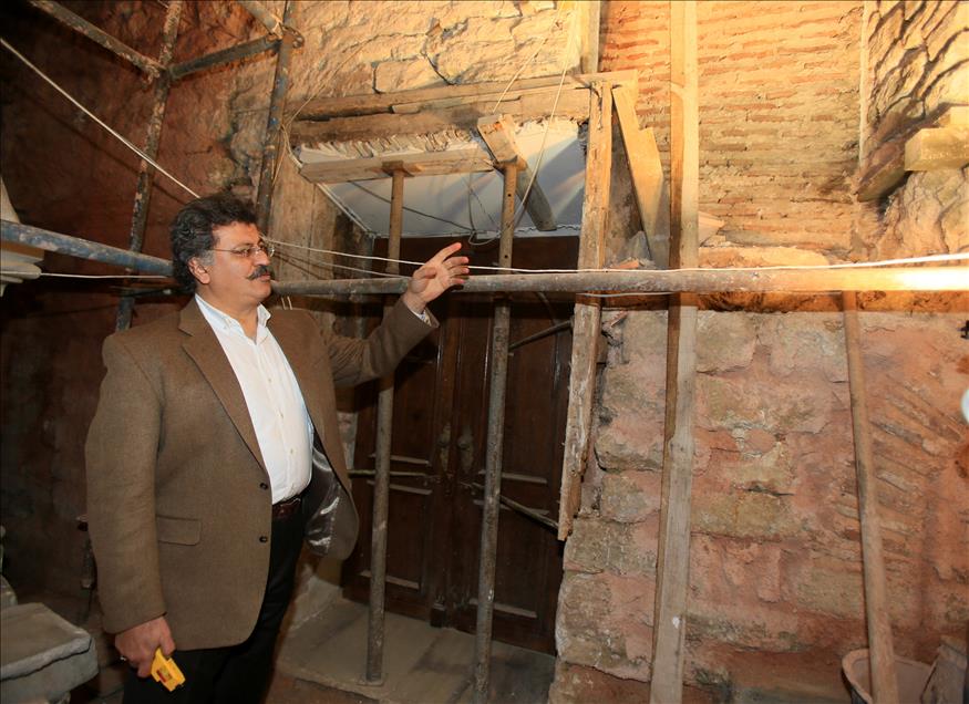 EYUP SULTAN TURBESI RAMAZANDA KISMEN ACILACAK