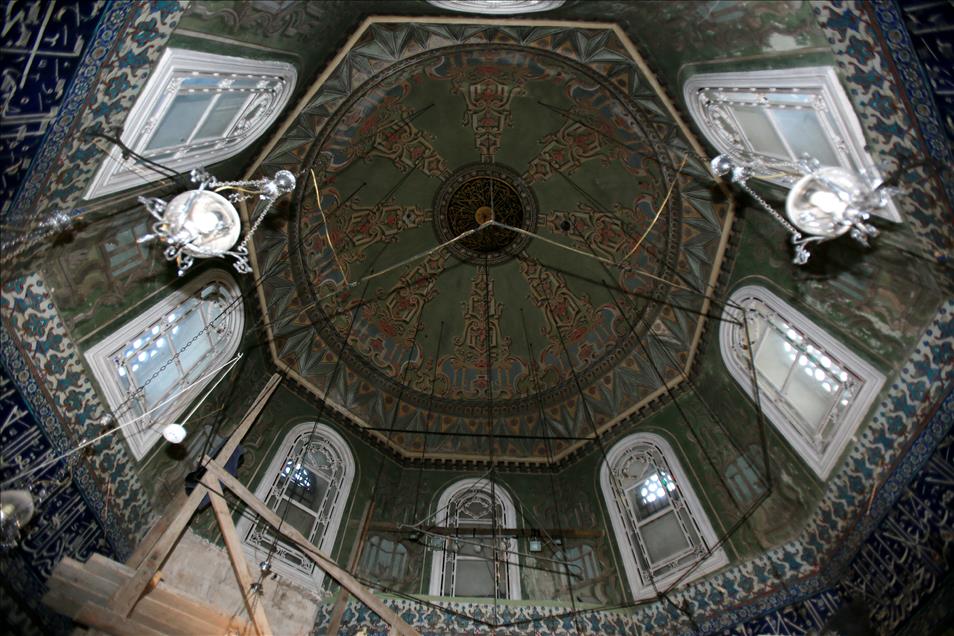 EYUP SULTAN TURBESI RAMAZANDA KISMEN ACILACAK