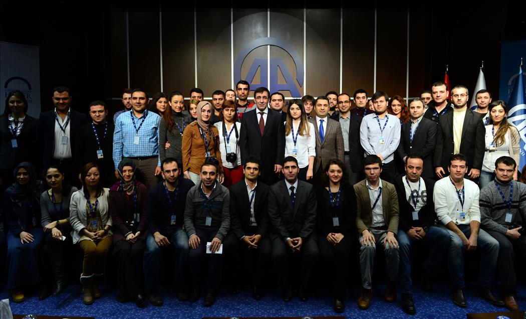 KALKINMA BAKANI YILMAZ'DAN AKADEMI OGRENCILERINE DERS