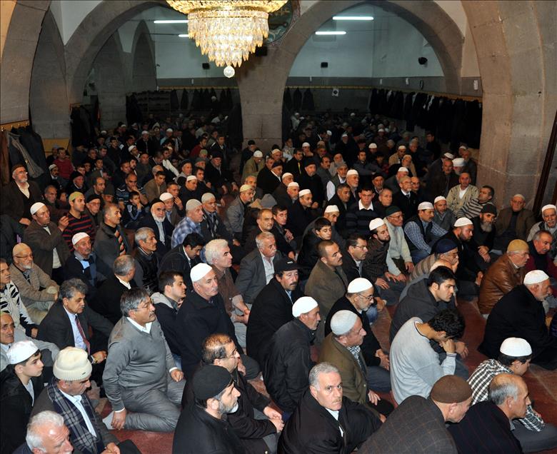 KAYSERI'DE MEVLIT KANDILI COSKUSU