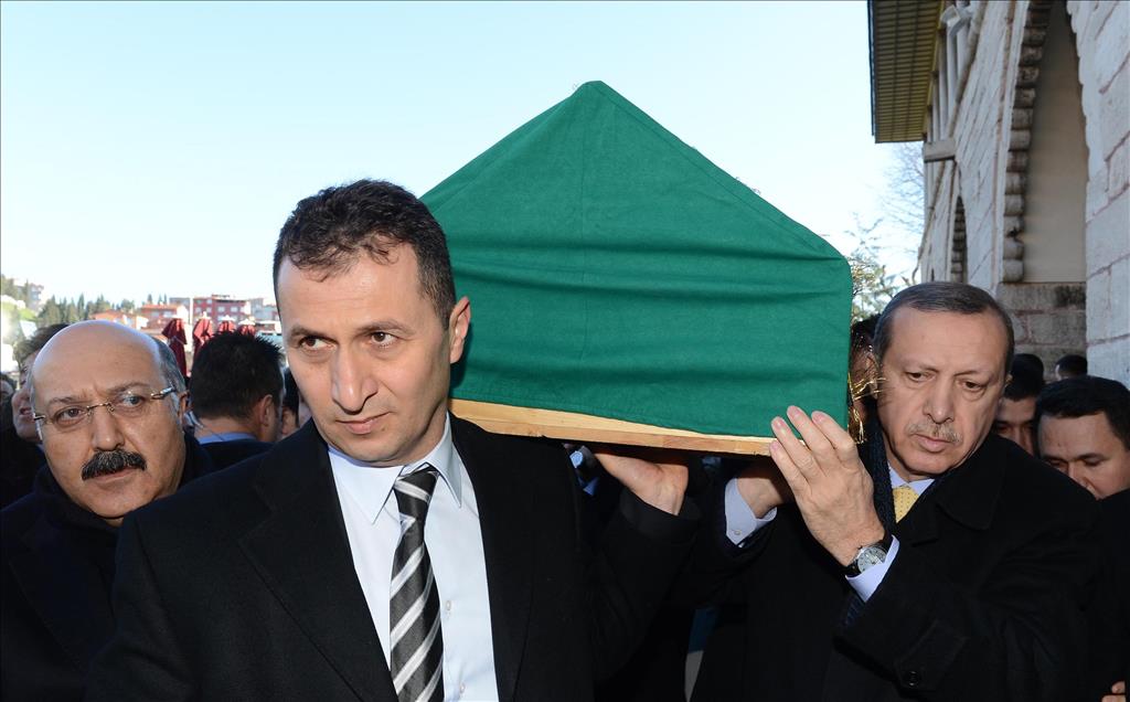 BASBAKAN ERDOGAN'IN DAYISI KEMAL MUTLU TOPRAGA VERILDI
