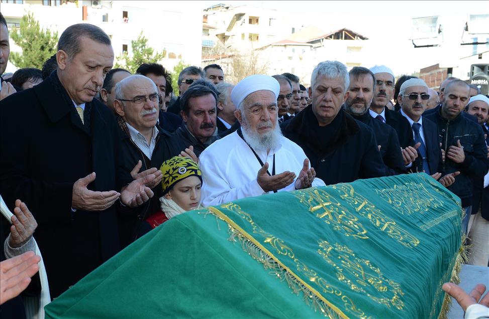 BASBAKAN ERDOGAN'IN DAYISI KEMAL MUTLU TOPRAGA VERILDI