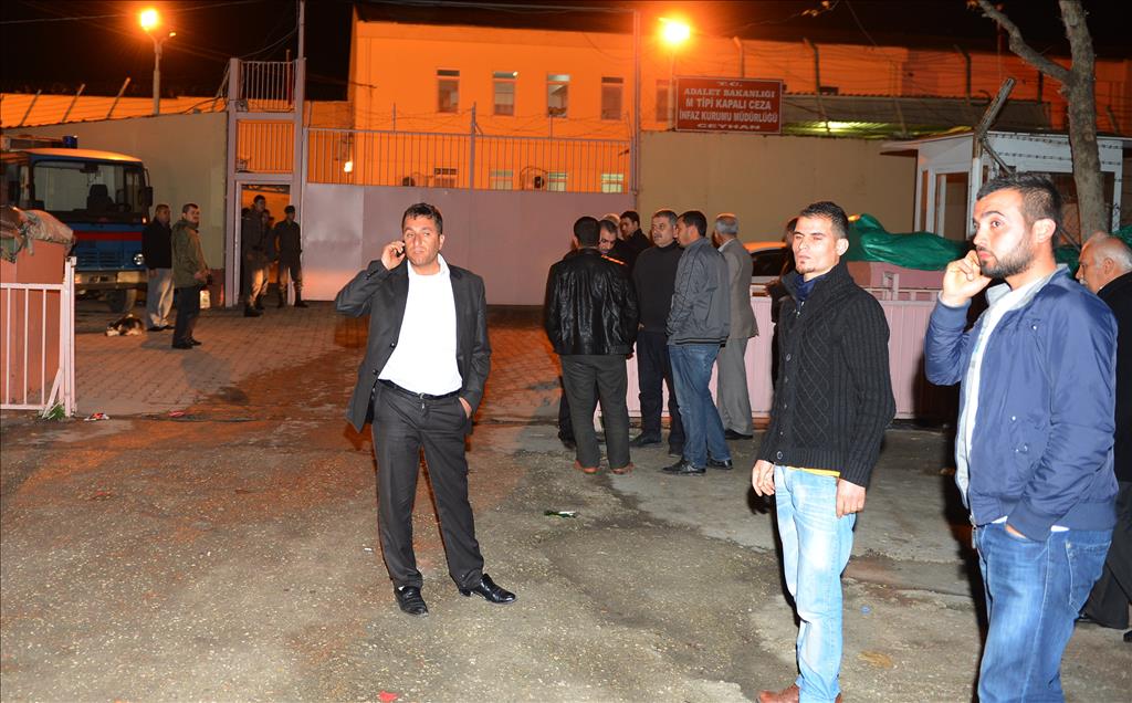 ADANA'DA CEZAEVINDE YANGIN CIKTI