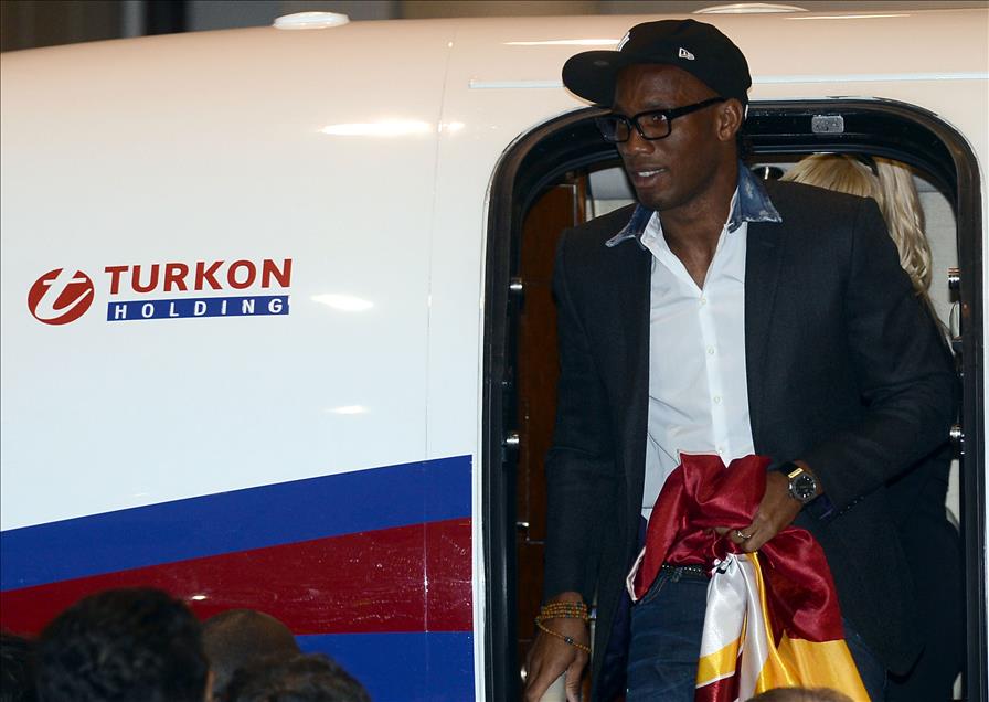 GALATASARAY'IN YENI TRANSFERI DROGBA ISTANBUL'DA