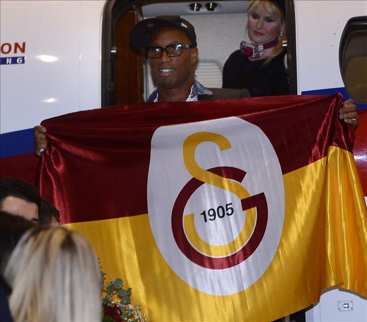 GALATASARAY'IN YENI TRANSFERI DROGBA ISTANBUL'DA