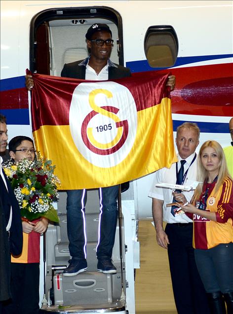 GALATASARAY'IN YENI TRANSFERI DROGBA ISTANBUL'DA