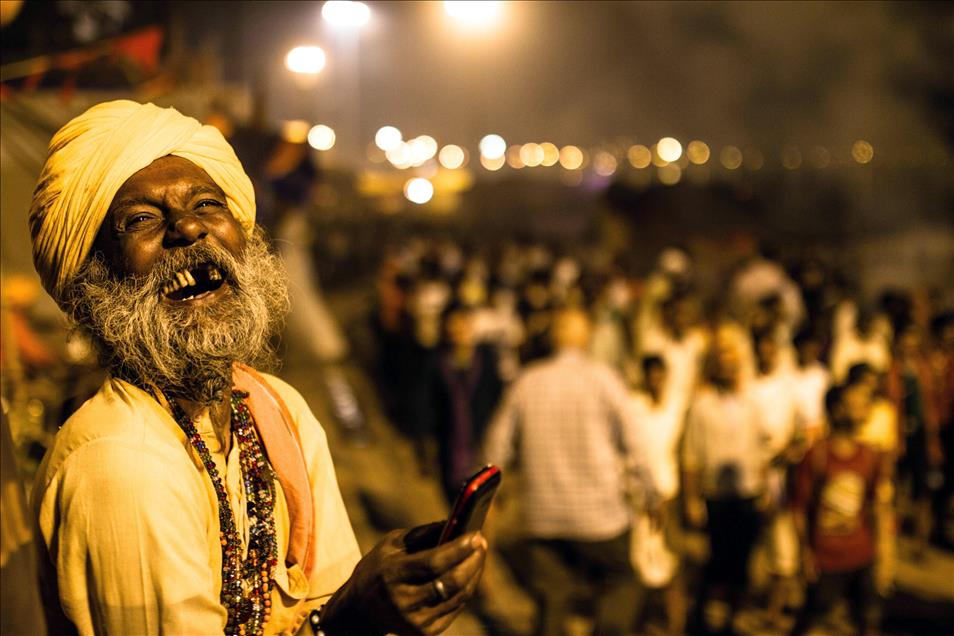 HINDISTAN'DA MAHA SHIVARATRI KUTLAMASI