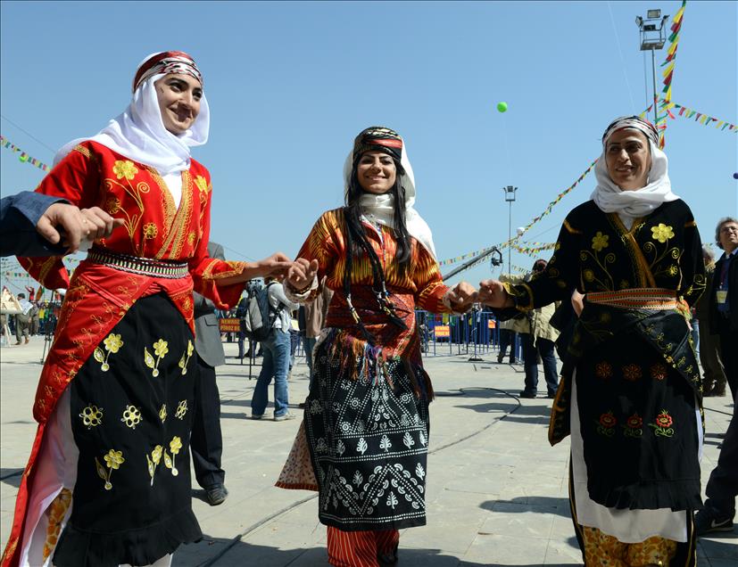 DIYARBAKIR'DA NEVRUZ KUTLAMASI