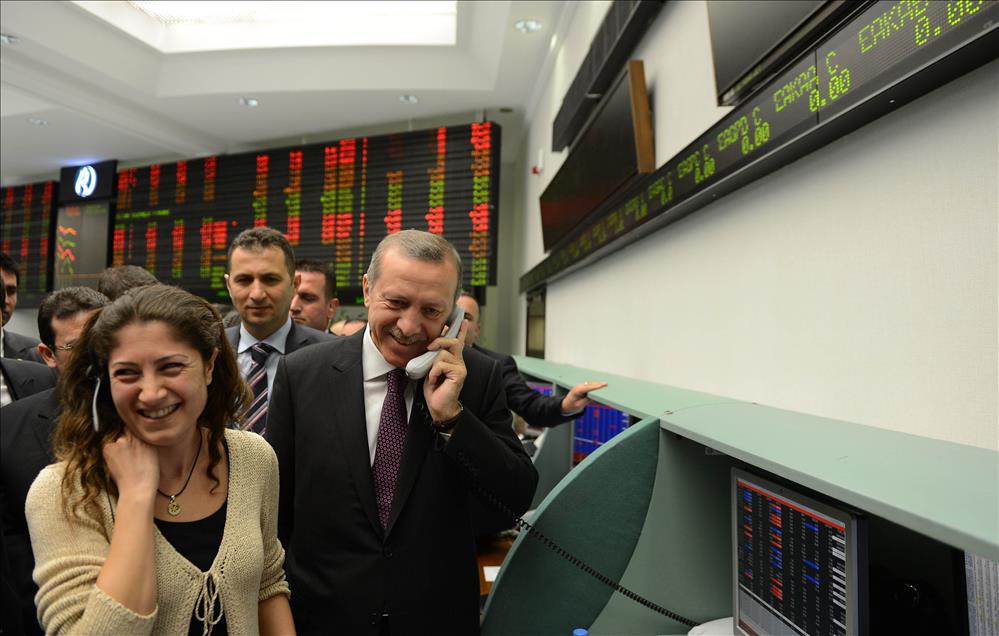 BORSA ISTANBUL'DA ILK GONG CALDI