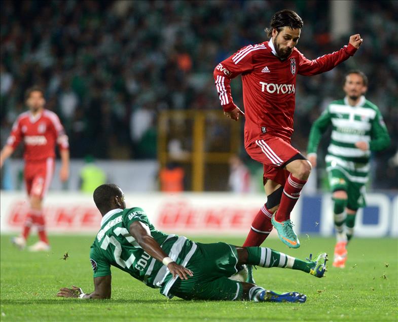 Bursaspor Beşiktaş'ı 3-0 Maplup Etti - Anadolu Ajansı