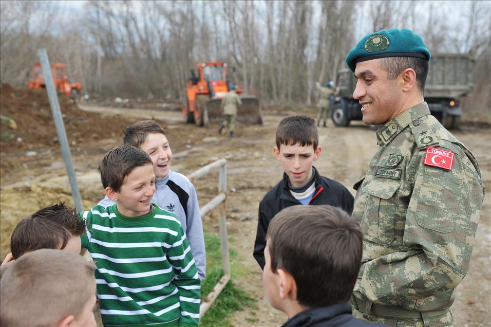 MEHMETCIK KOSOVA'NIN GOZ BEBEGI OLDU