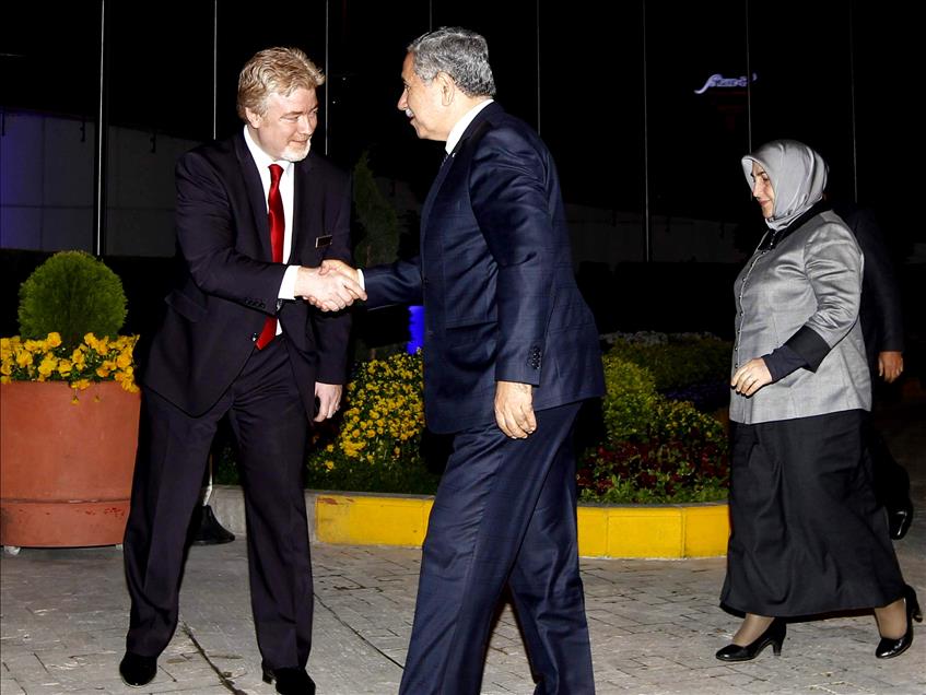 EKONOMI BAKANI CAGLAYAN'IN MUTLU GUNU