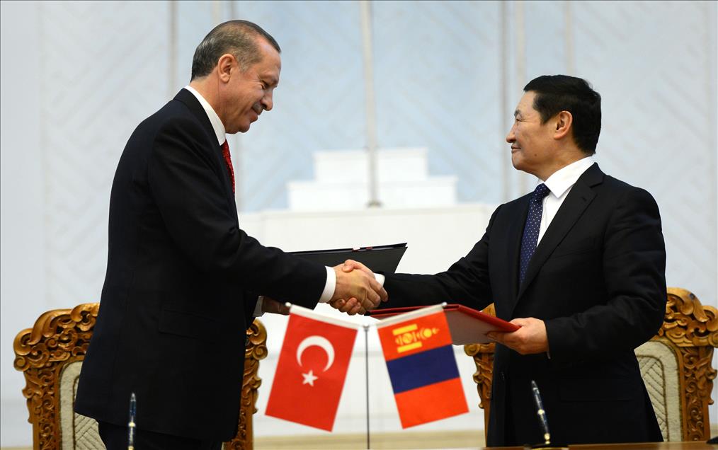 BASBAKAN ERDOGAN, MOGOLISTAN'DA
