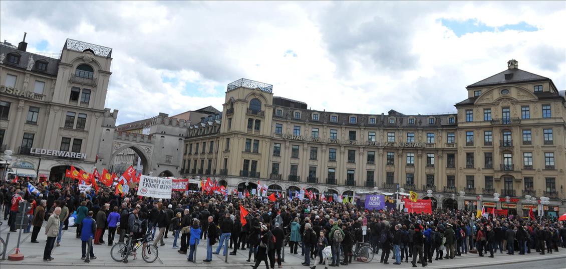 MUNIH'TE IRKCILIK PROTESTO EDILDI