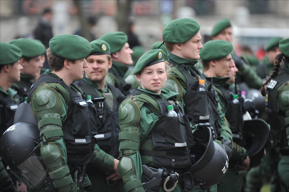 MUNIH'TE IRKCILIK PROTESTO EDILDI